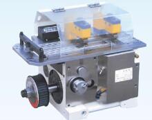 新型高速精密夫式送料機(jī)